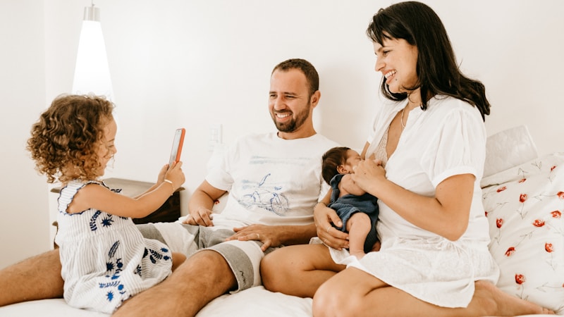 夏休みに子どもの生活リズムが崩れる原因と整え方｜無理なく続く親子の見直しポイント
